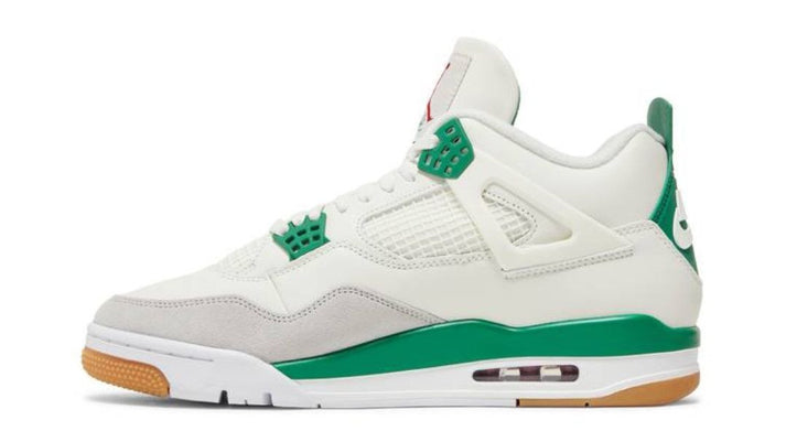 Air Jordan 4 Retro × Nike SB 'Pine Green'